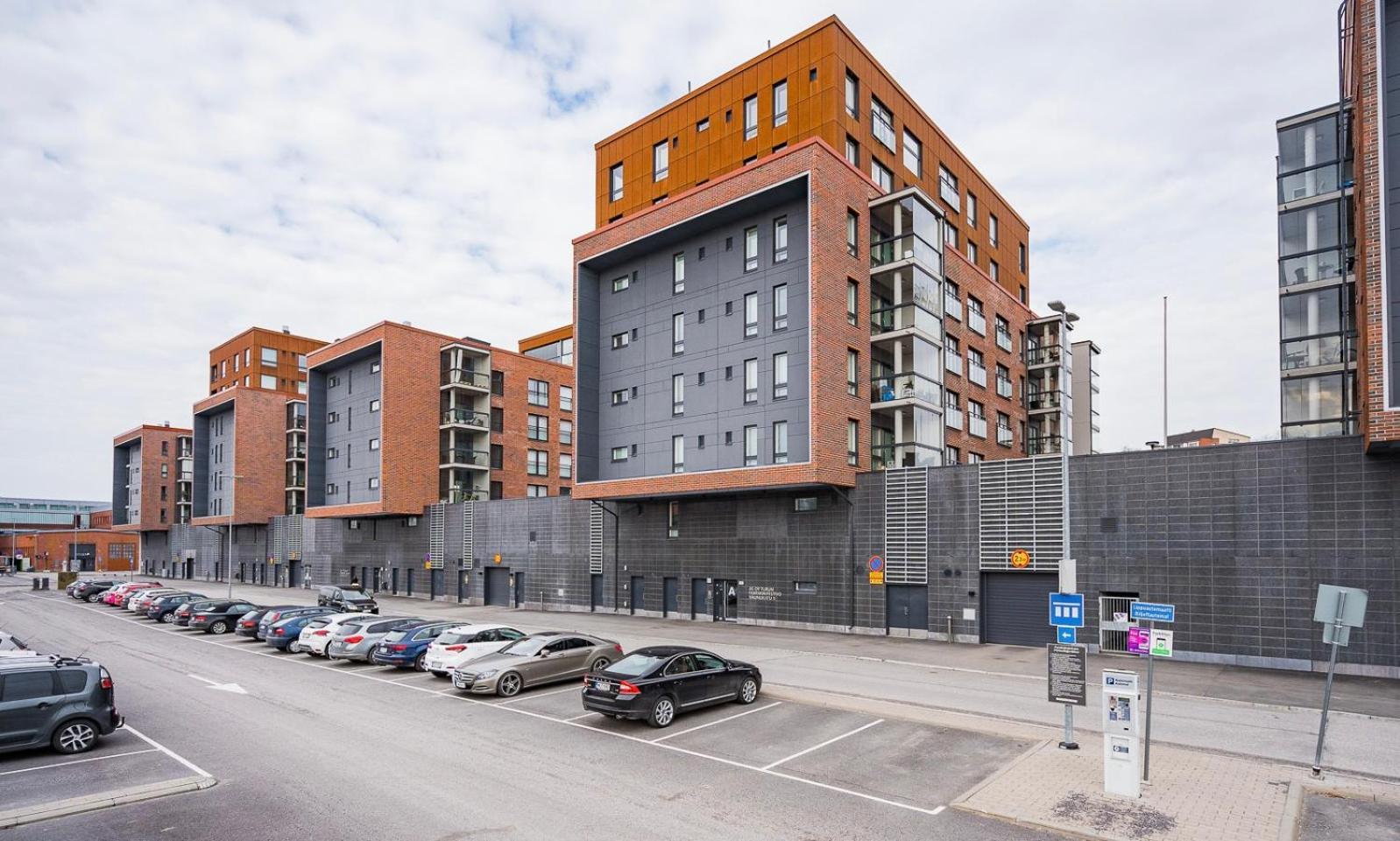 Lejlighed Kodikas Taeysin Kalustettu Ja Varustettu Yksioe 2-3 Hloe Logomo 1vrk-36kk Turku